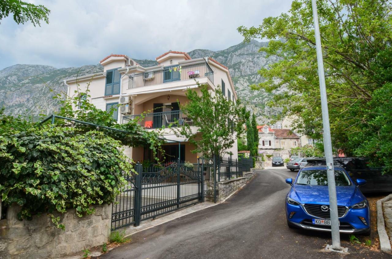 Apartment Radulovic Kotor Exterior foto
